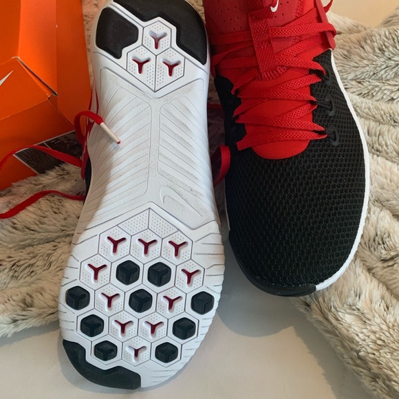 SOLD! - Picture 4 of 4